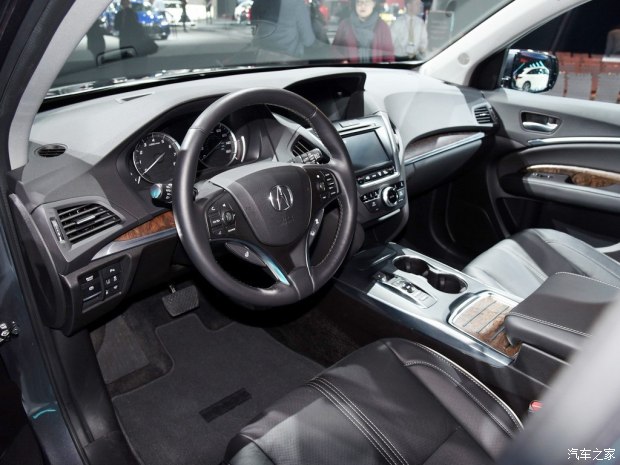 謳歌(進(jìn)口) 謳歌MDX 2017款 基本型 謳歌(進(jìn)口) 謳歌MDX 2017款 基本型